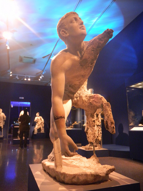 The Antikythera Shipwreck exhibition in the National Archeological Museum in Athens. Photo by Elisa Triolo via Flickr.